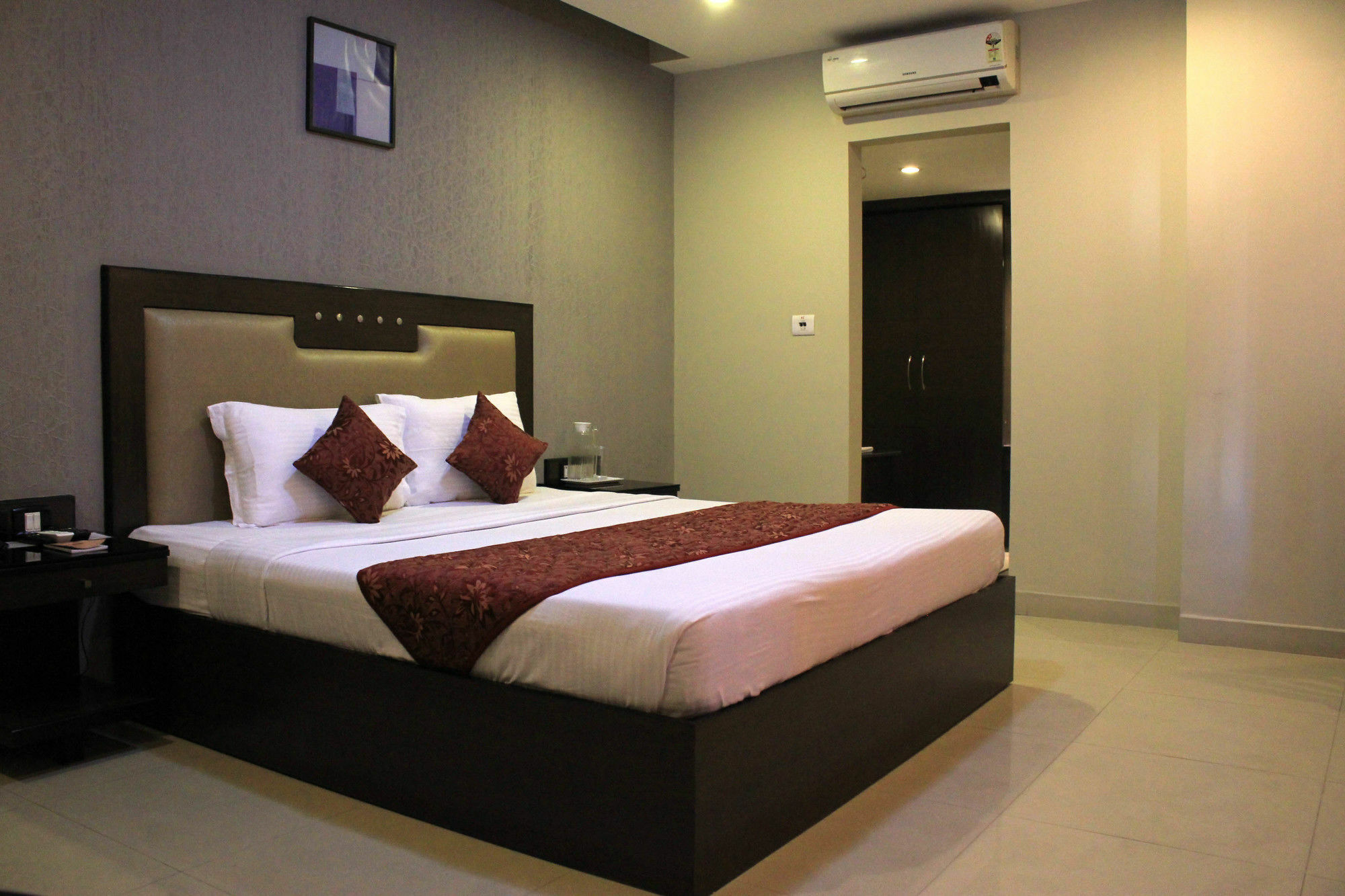 Hotel Fabhotel Santhome Mylapore 3*