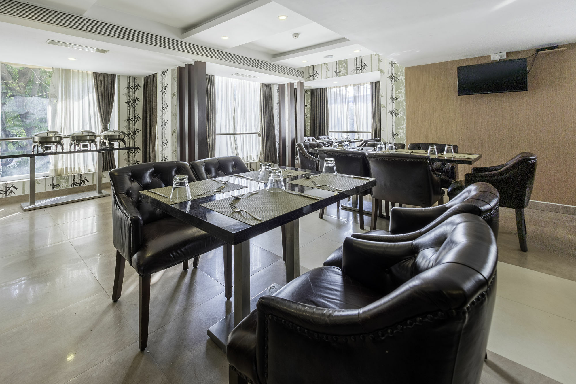 Treebo Trend J's Five Two Boutique Hotel Chennai