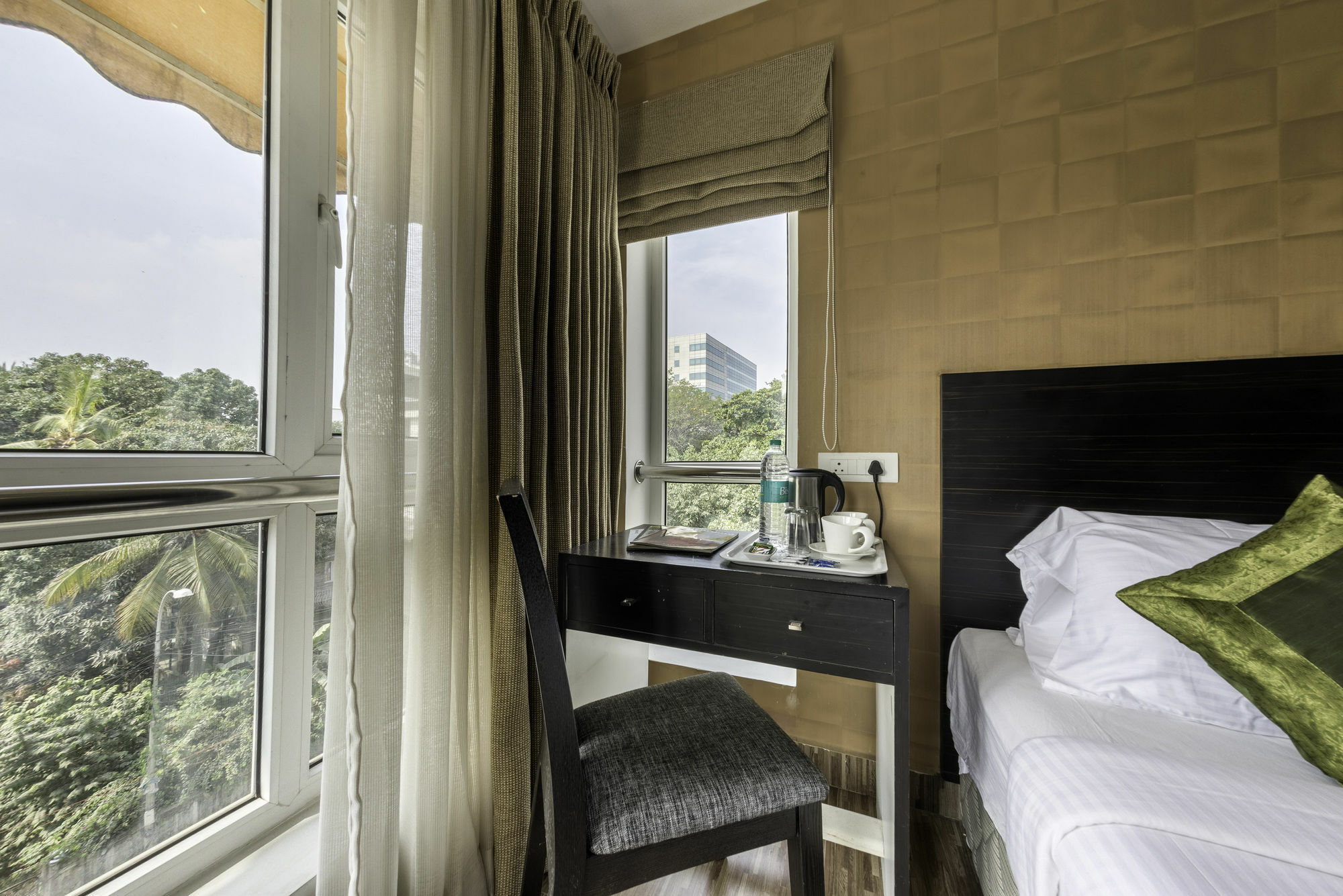 Hotel Treebo Trend J's Five Two Boutique