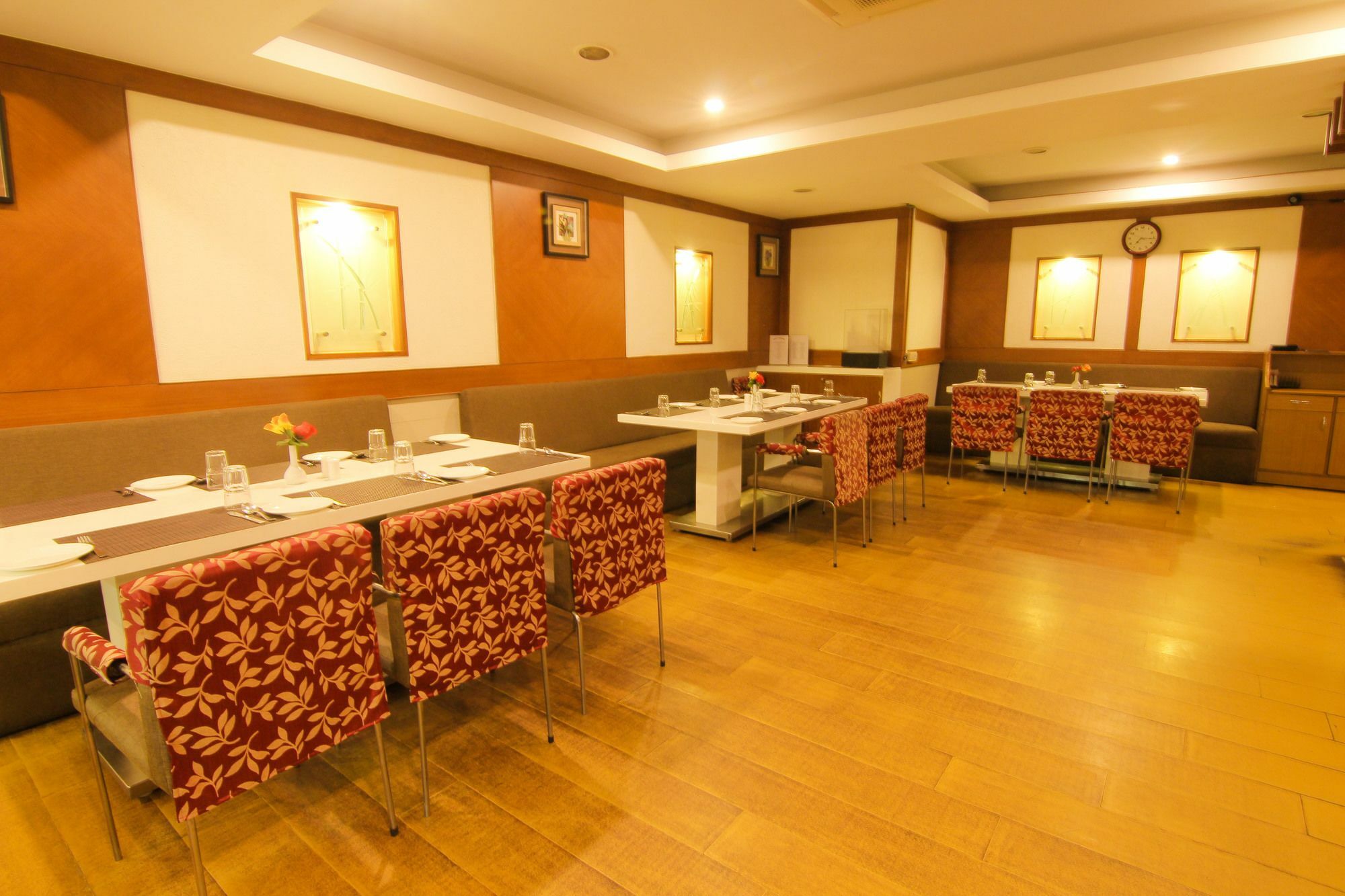 Hotel Maple Tree 3*
