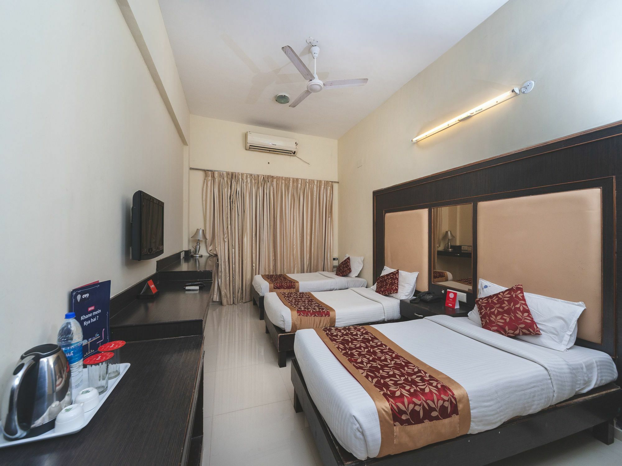 Oyo 15972 Bhimaas Corporate Residency Hotel