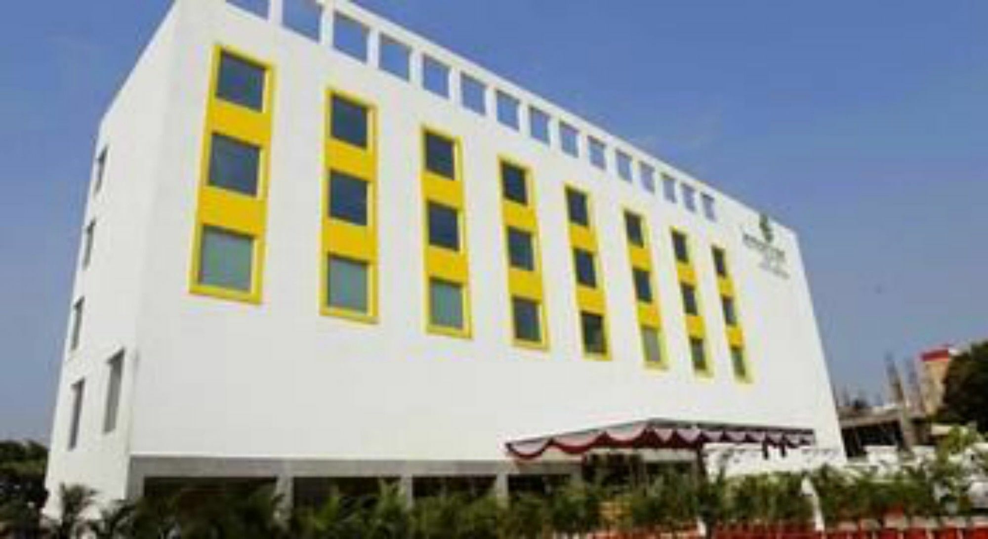 Hotel Lemon Tree Shimona