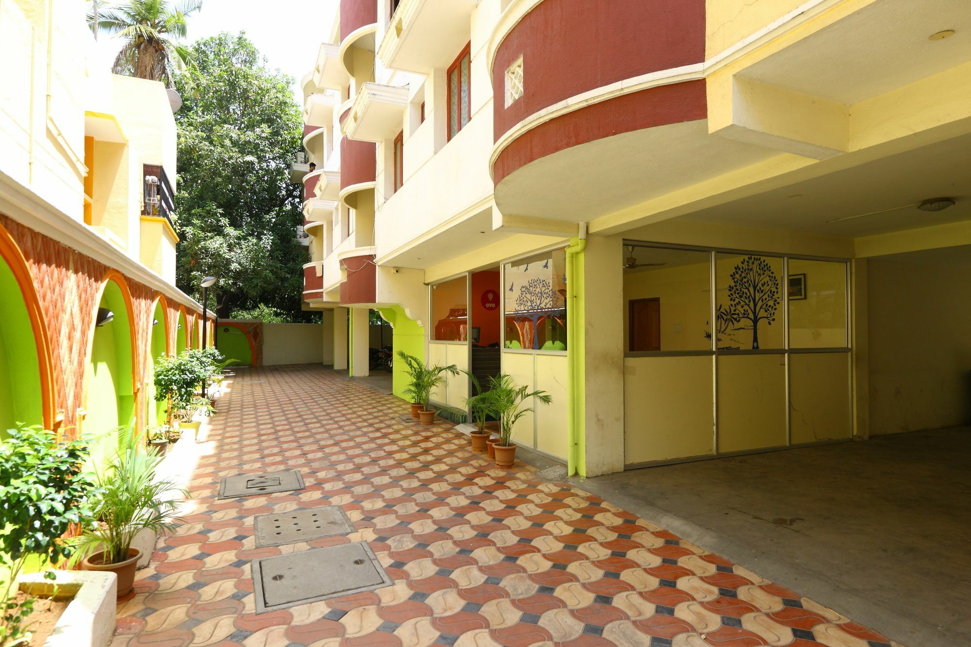 Hotel Oyo 2559 Rich Residency