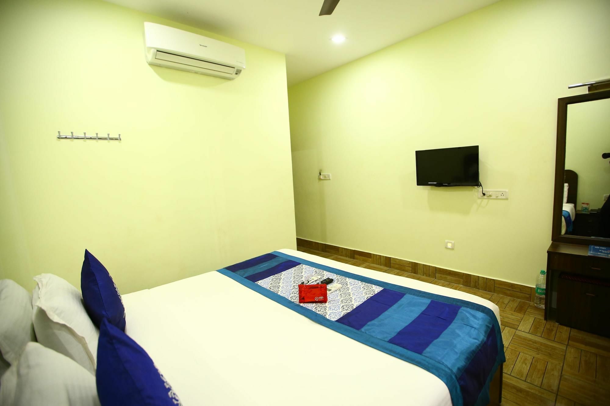 Hotel O Raaj Residency