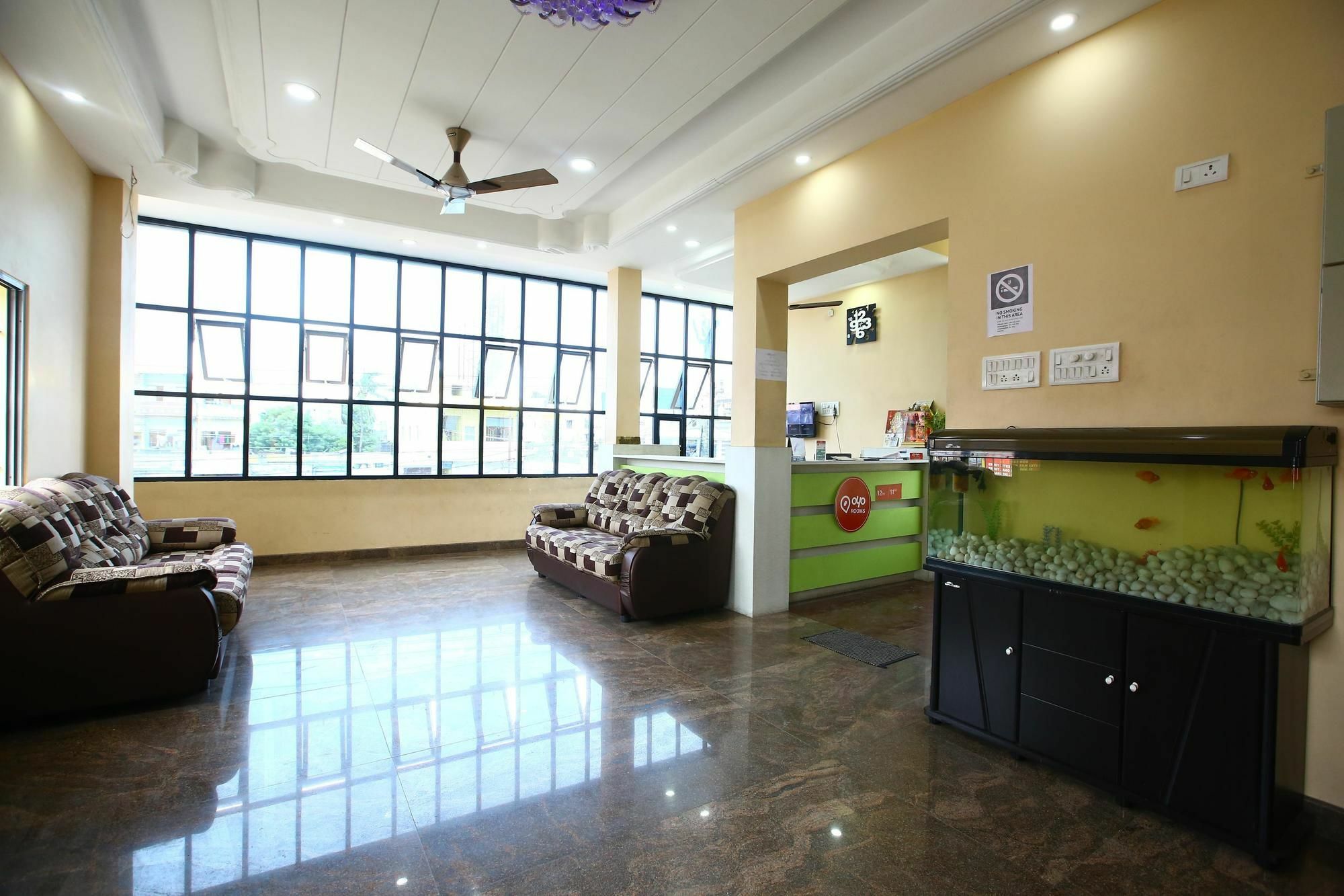 O Raaj Residency Hotel 2*
