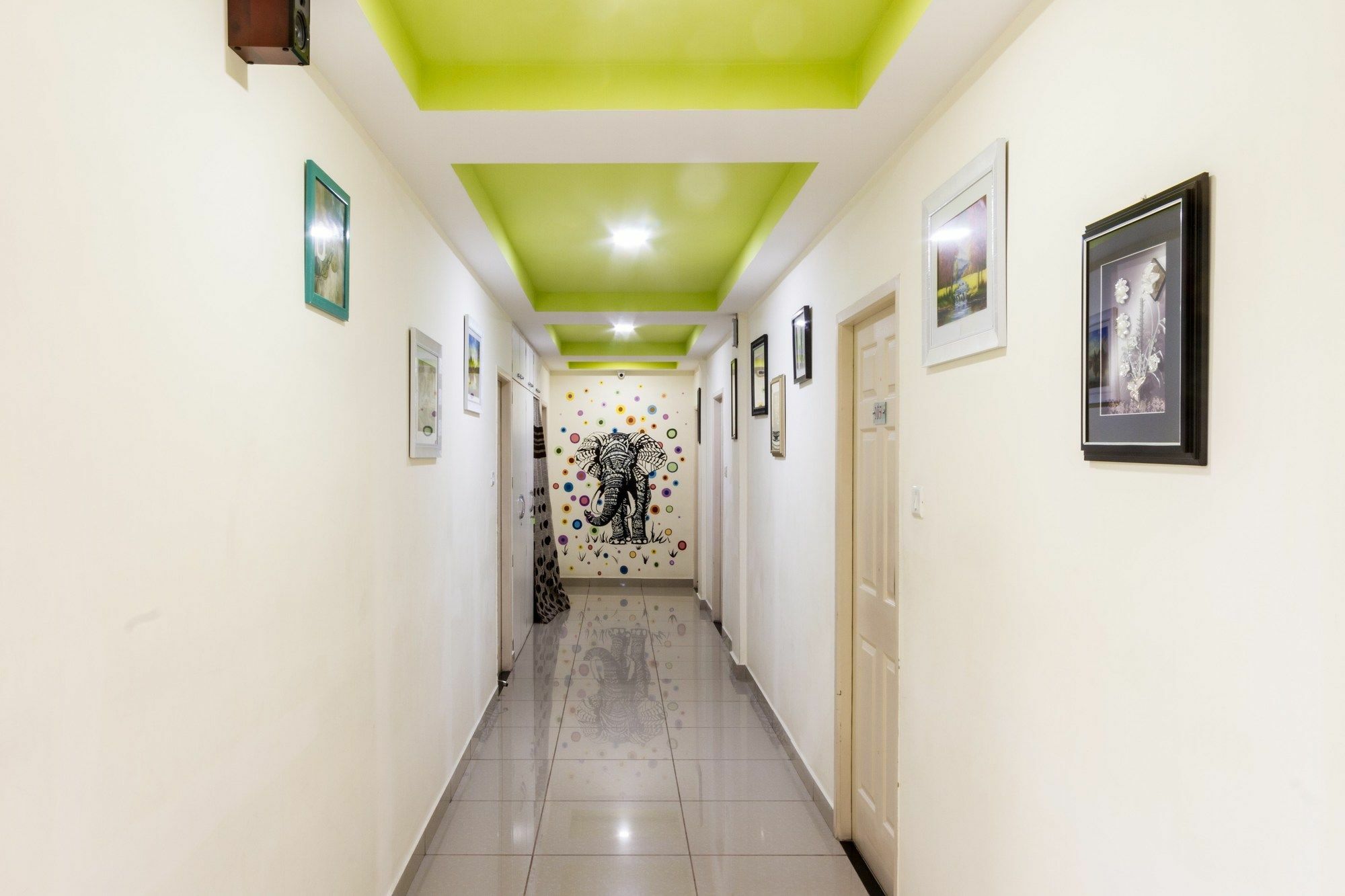 Fabhotel Colors Service Apartment - Nr Mylapore Chennai