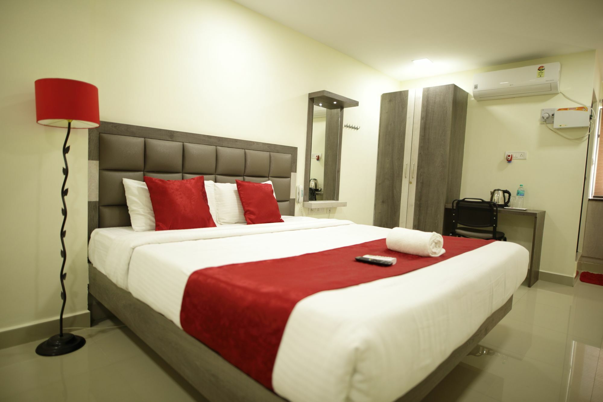 Venture Park, Omr, Thoraipakkam, Chennai Hotel Chennai