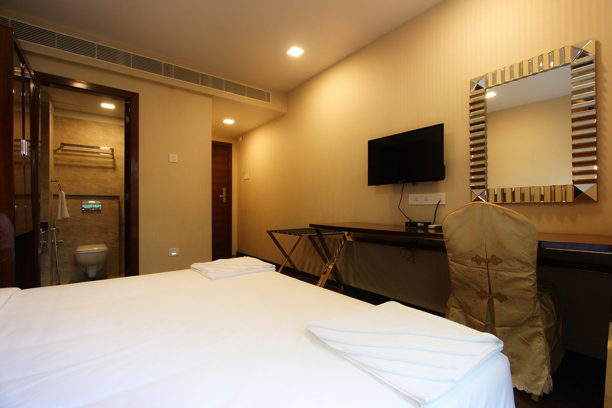 Raahat Hotel Chennai