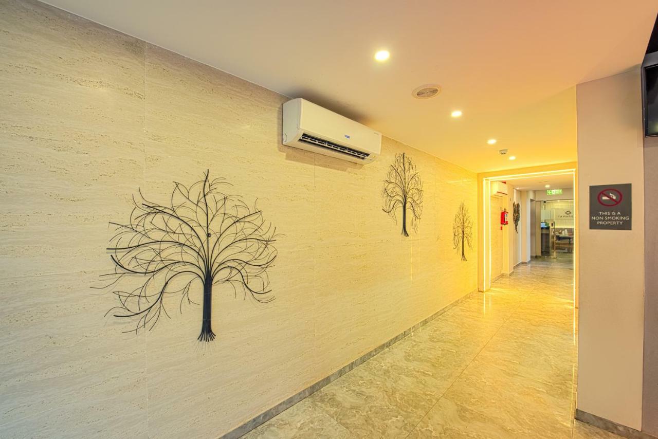 Floressa Randa, Porur 3*
