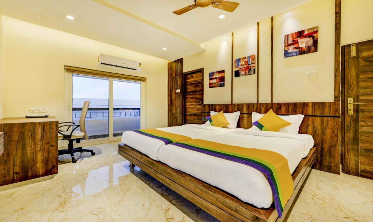 Itsy Mirra Hotel