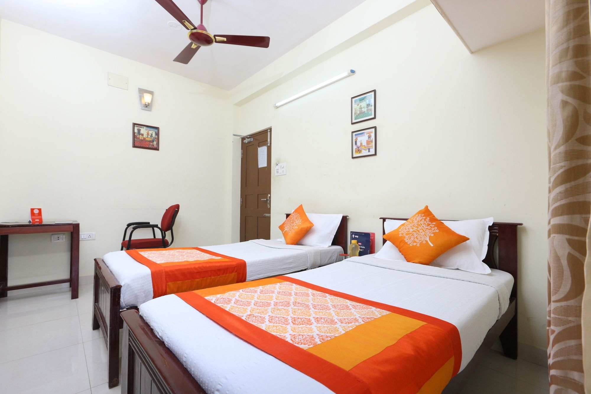 Silverkey Executive 20003 Balaji Hospital Chrompet Guest house 2*