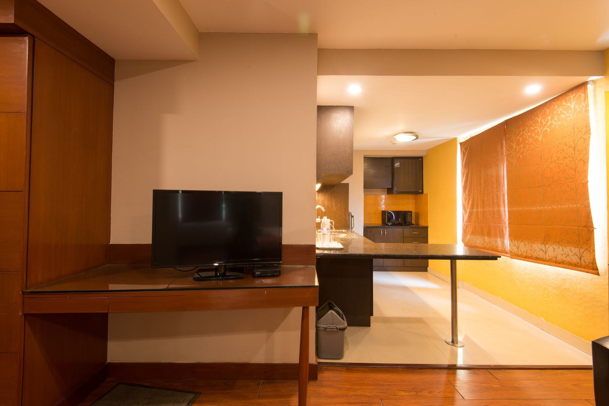 Hotel Fabhotel Santhome Mylapore 3*