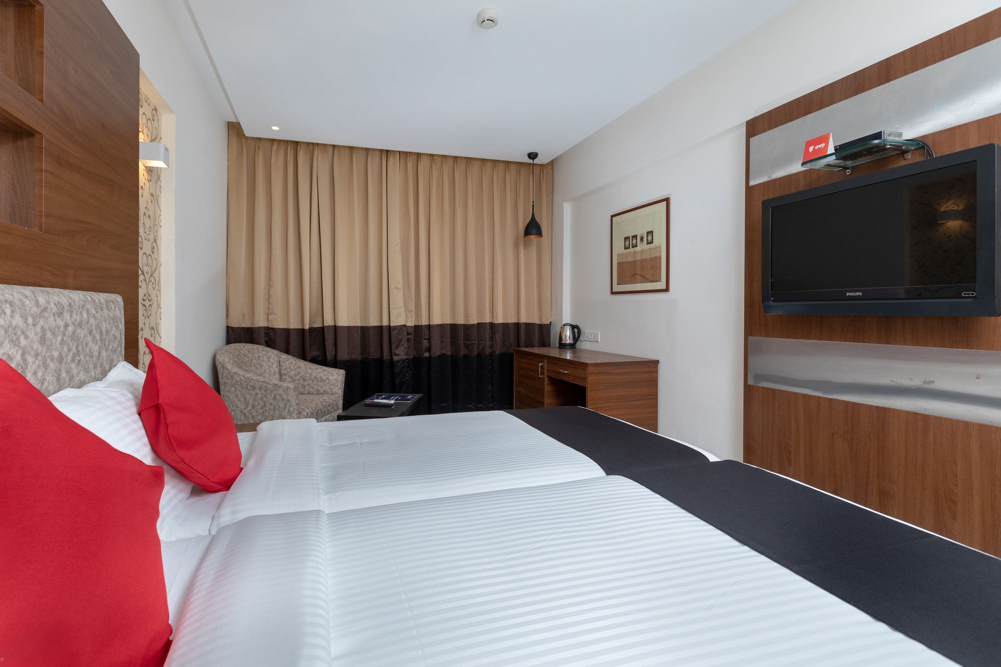 Capital O 16891 Klase Hotel