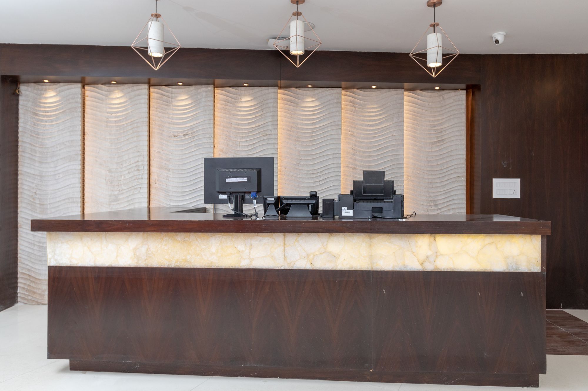 Hotel Capital O 16891 Klase 3*