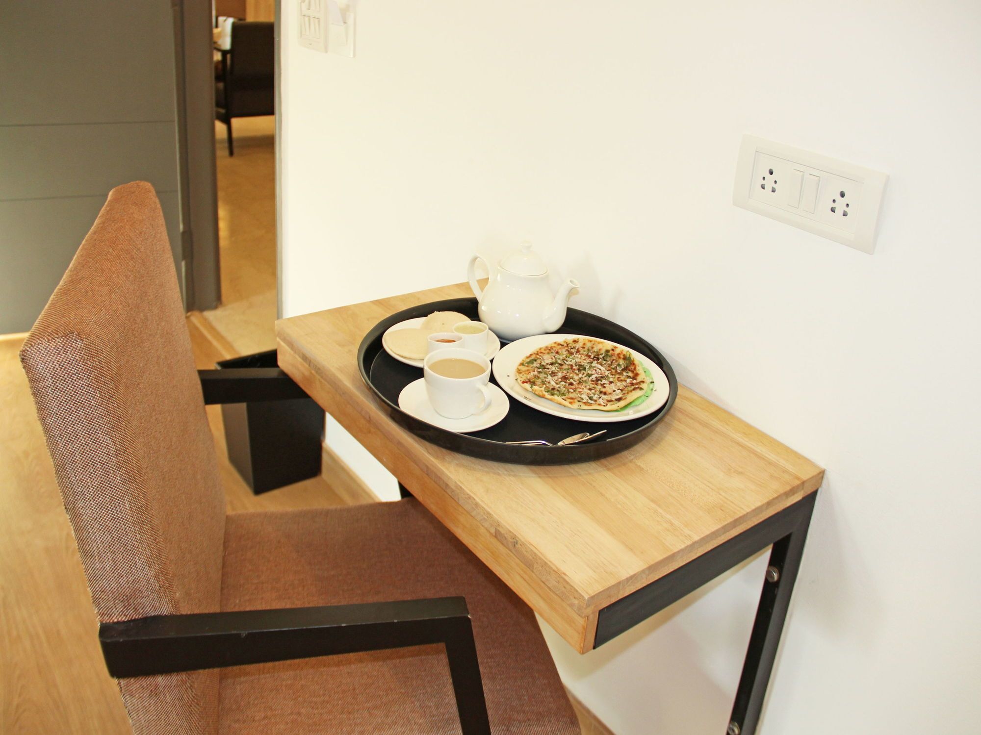 Hotel Oyo 37 Silverkey Thuraipakkam Chennai