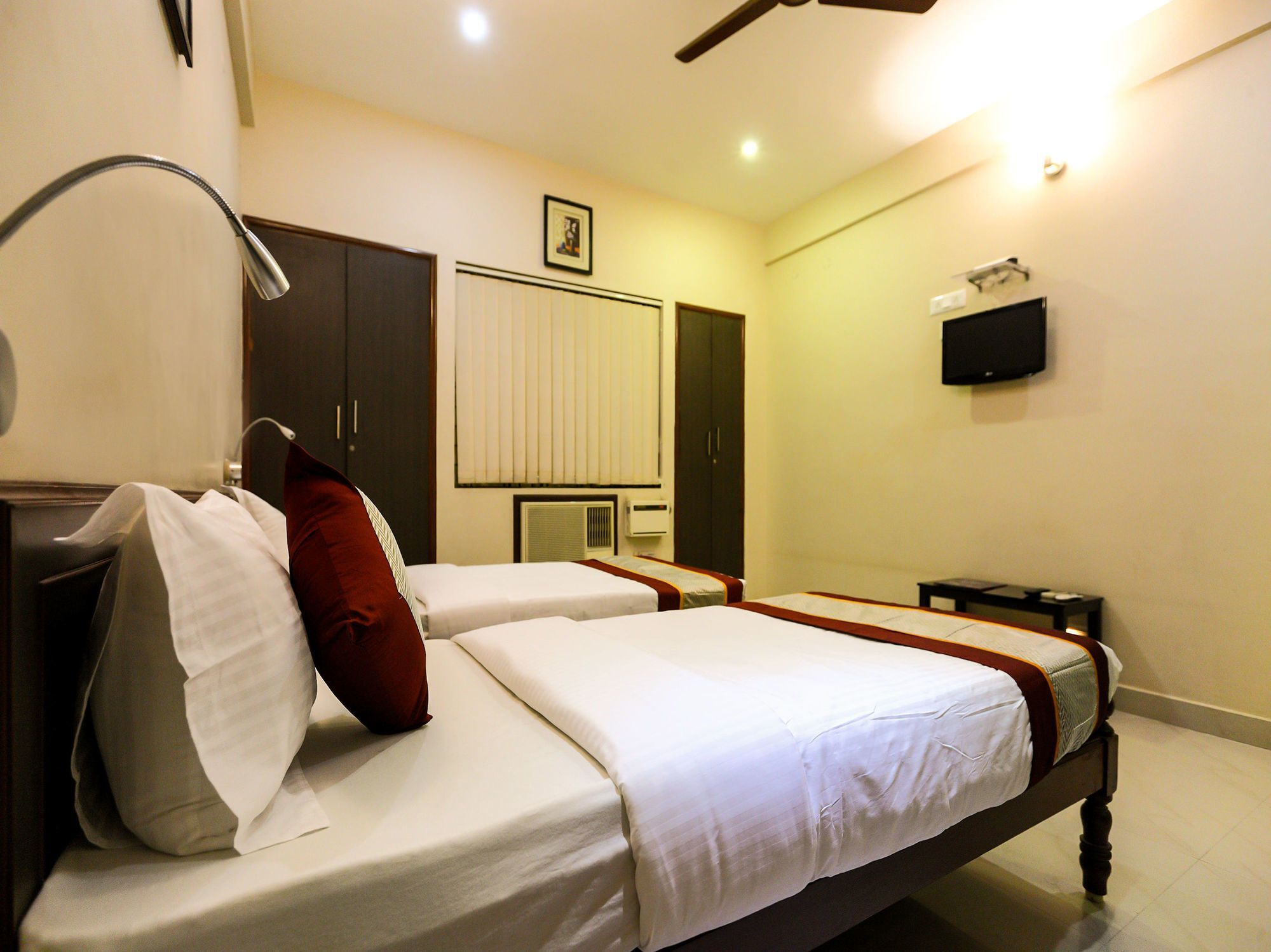 Oyo Flagship 12665 Chrompet Hotel Chennai