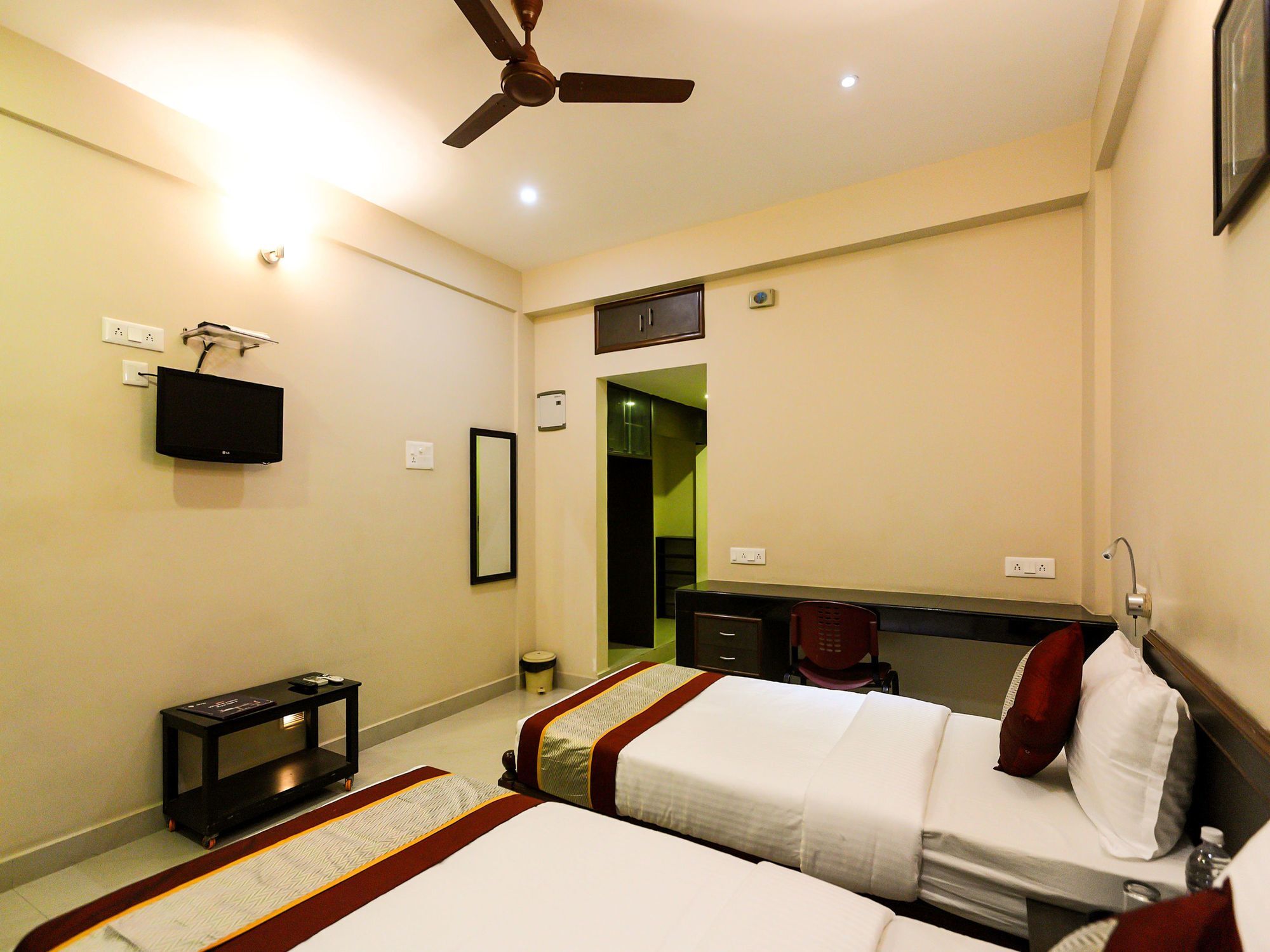 Oyo Flagship 12665 Chrompet