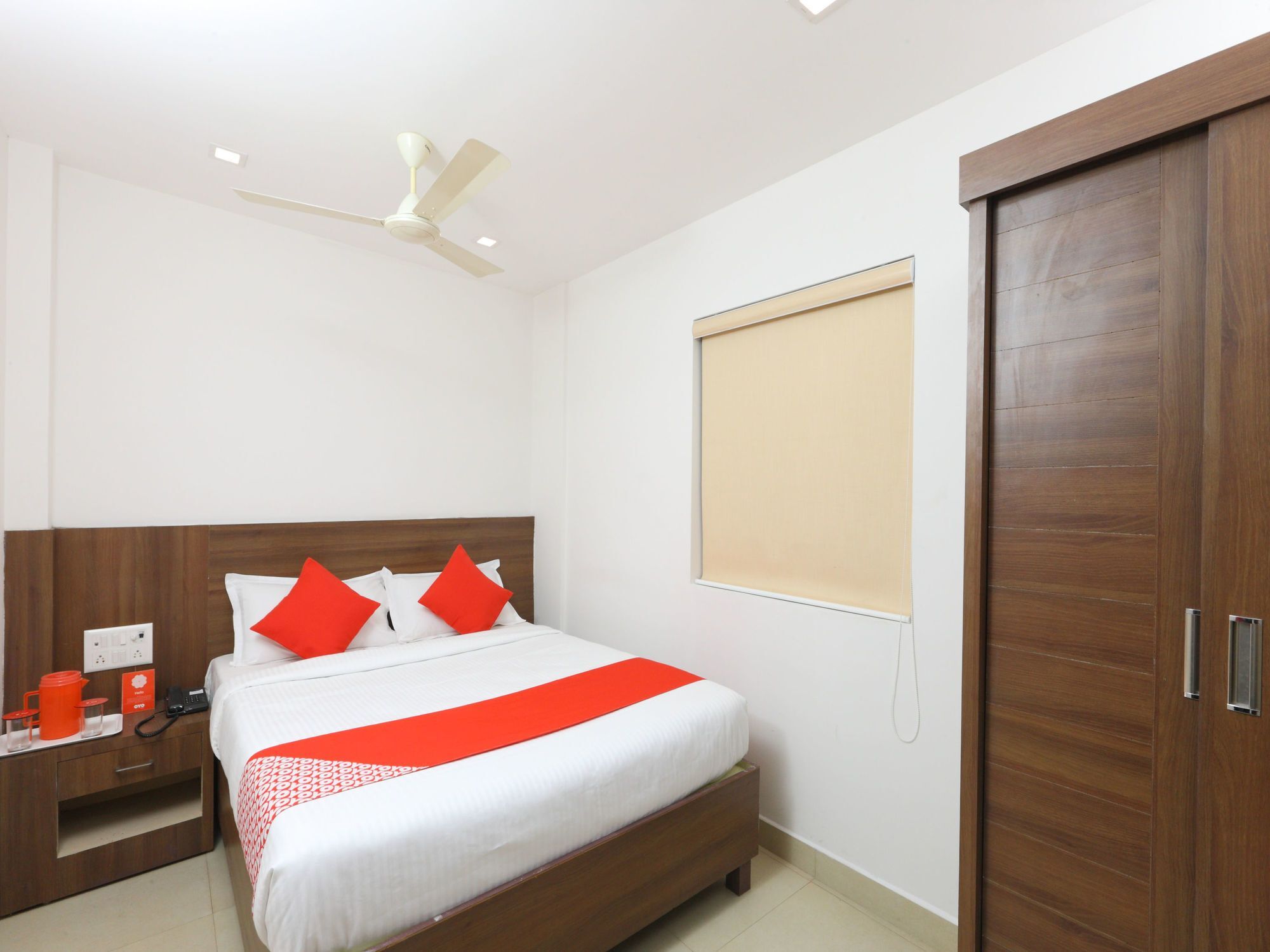 Oyo 13536 Delma Hotel