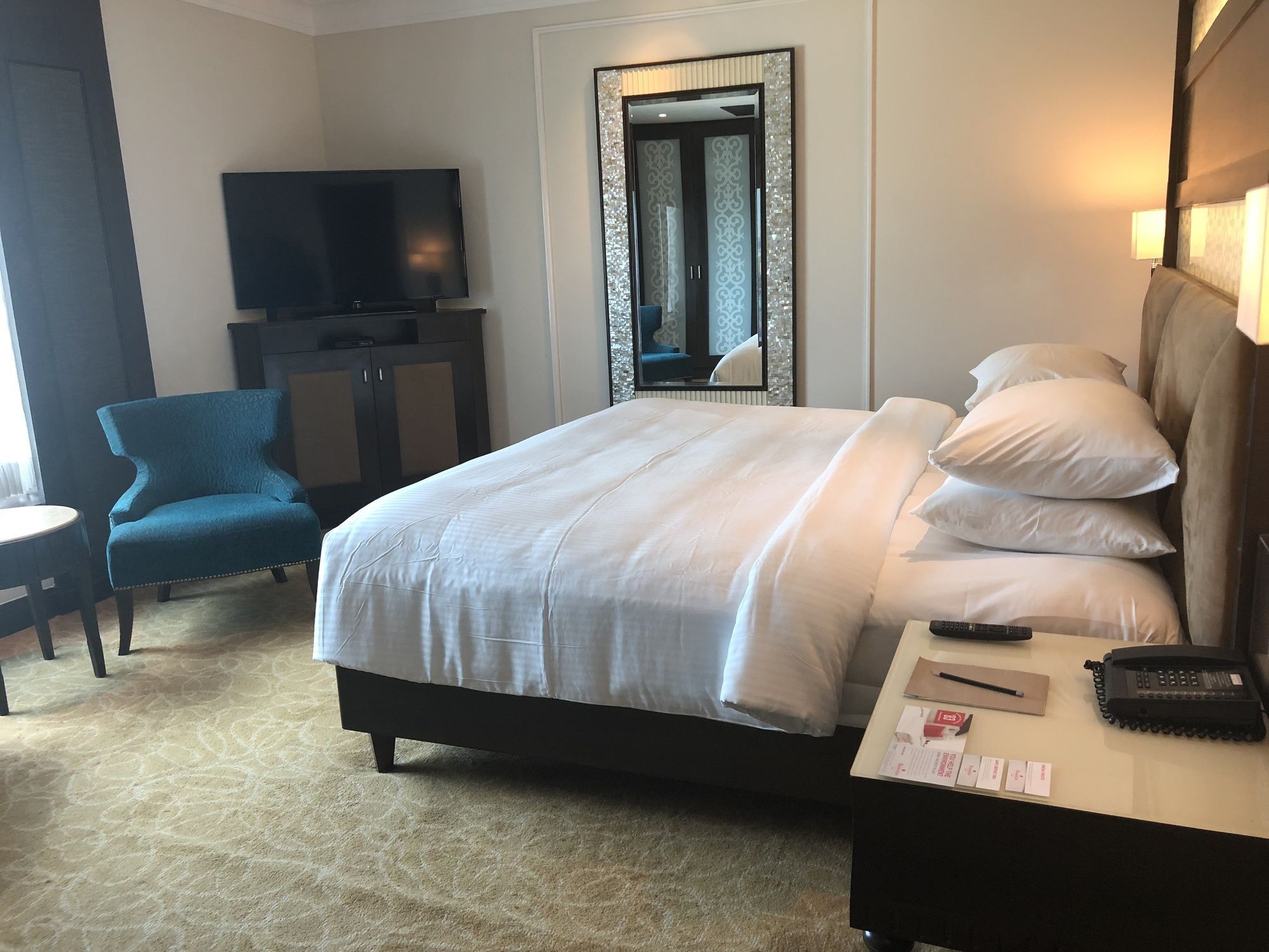 Ramada Plaza Hotel 5*