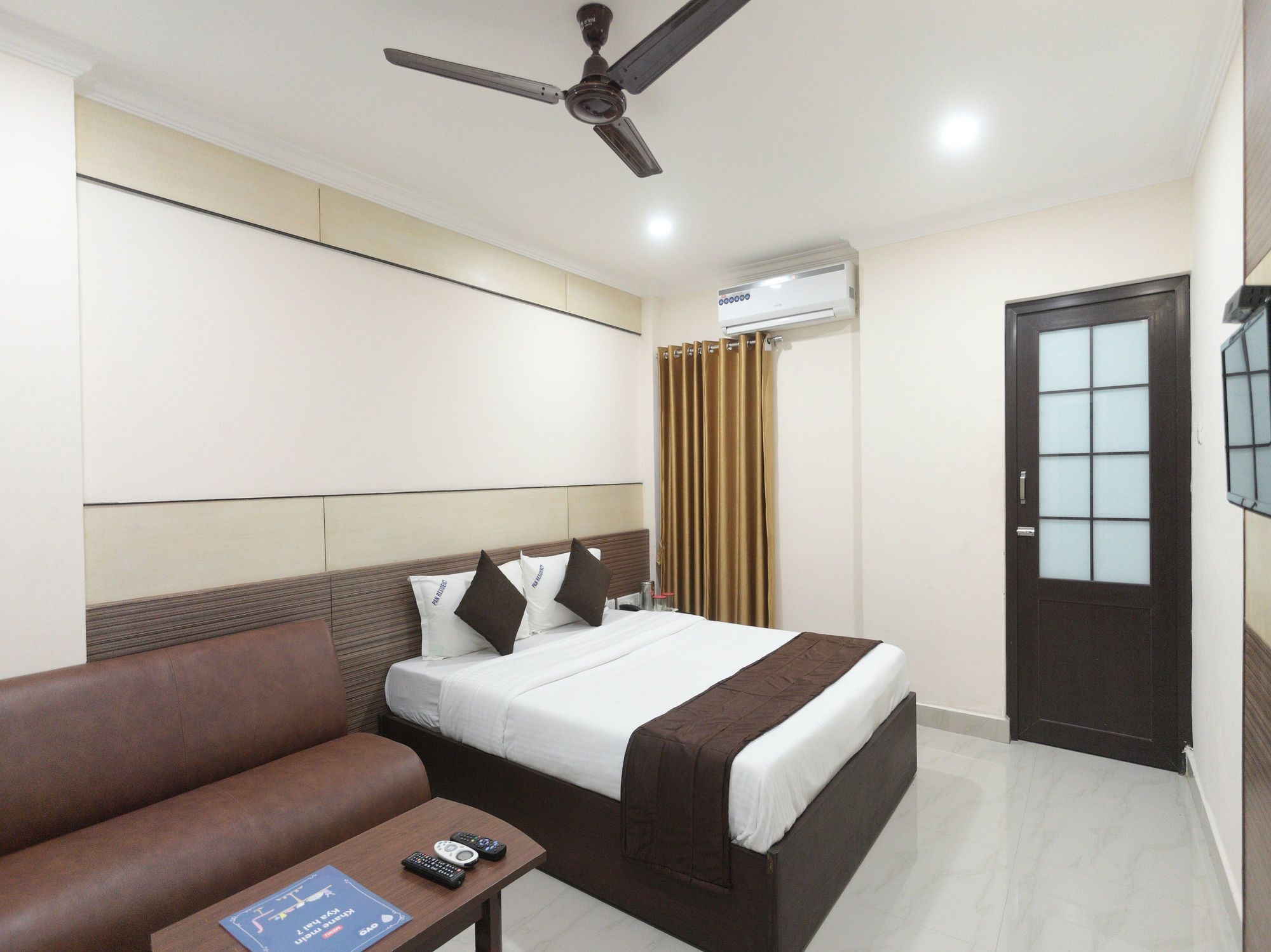 Hotel Oyo 5230 Pan Residency 2*