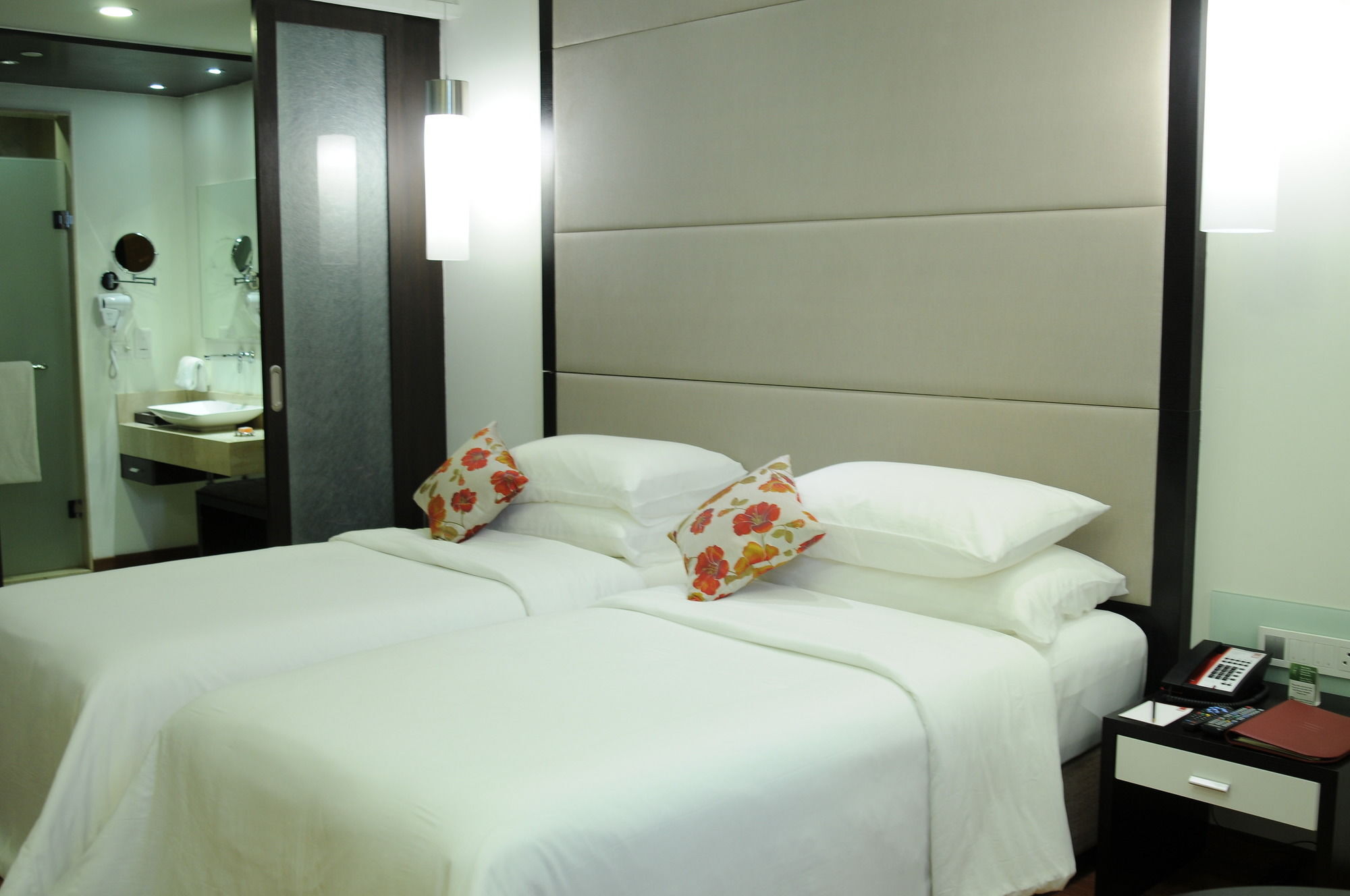 E Hotel