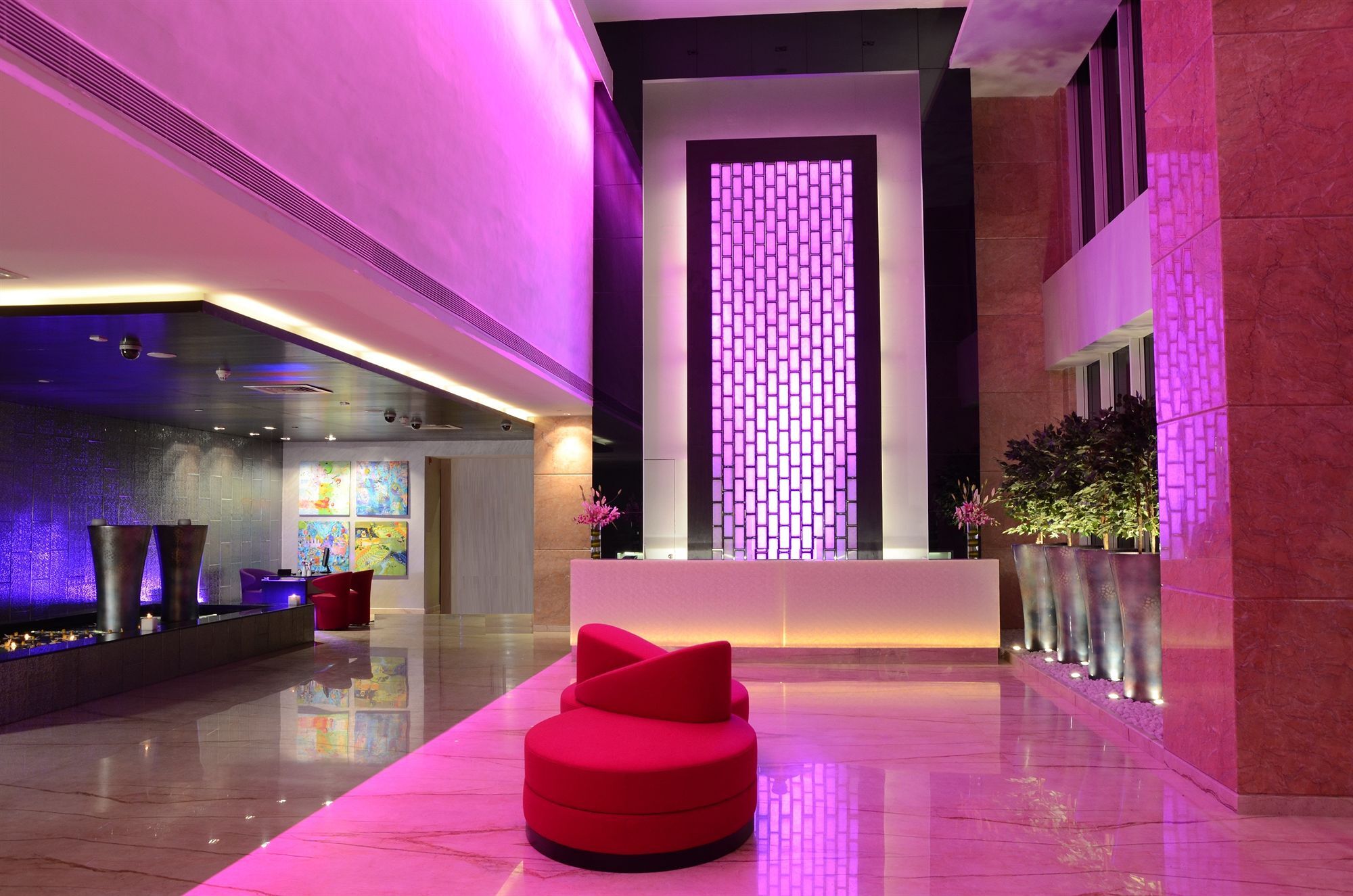 E Hotel