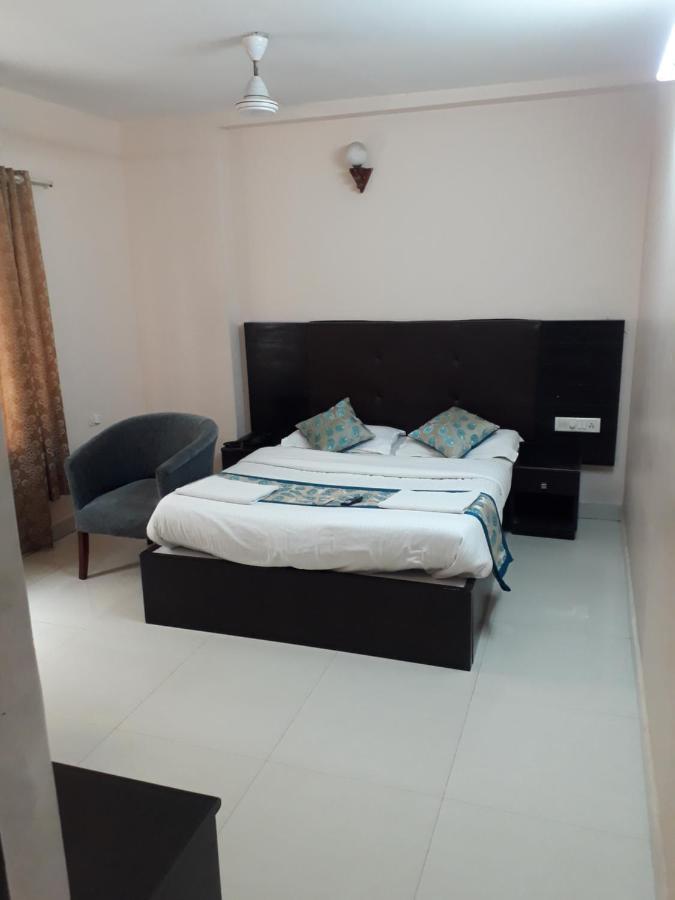 Hotel Seaqueen Residency *