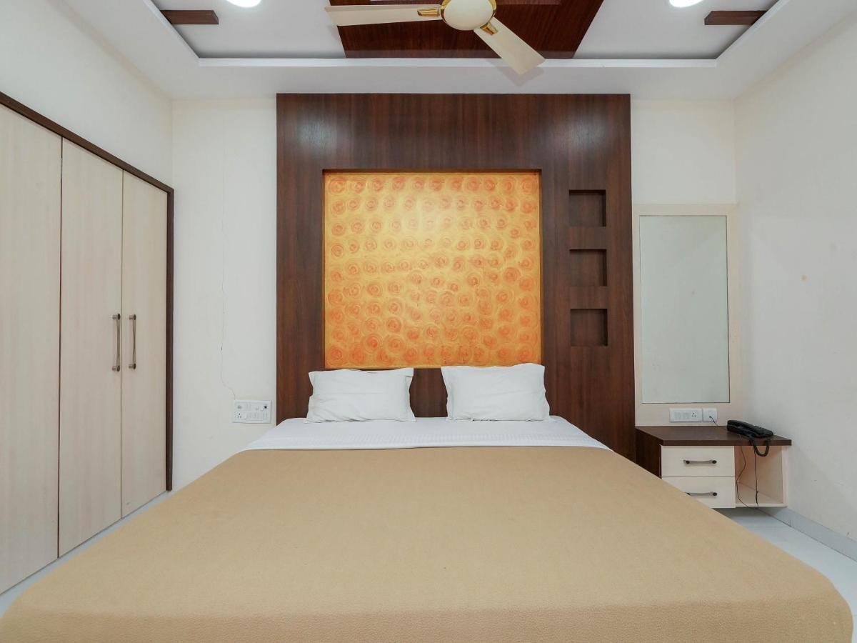 Hotel Skb Grand Days - Fully Vaccinated Staff 3*