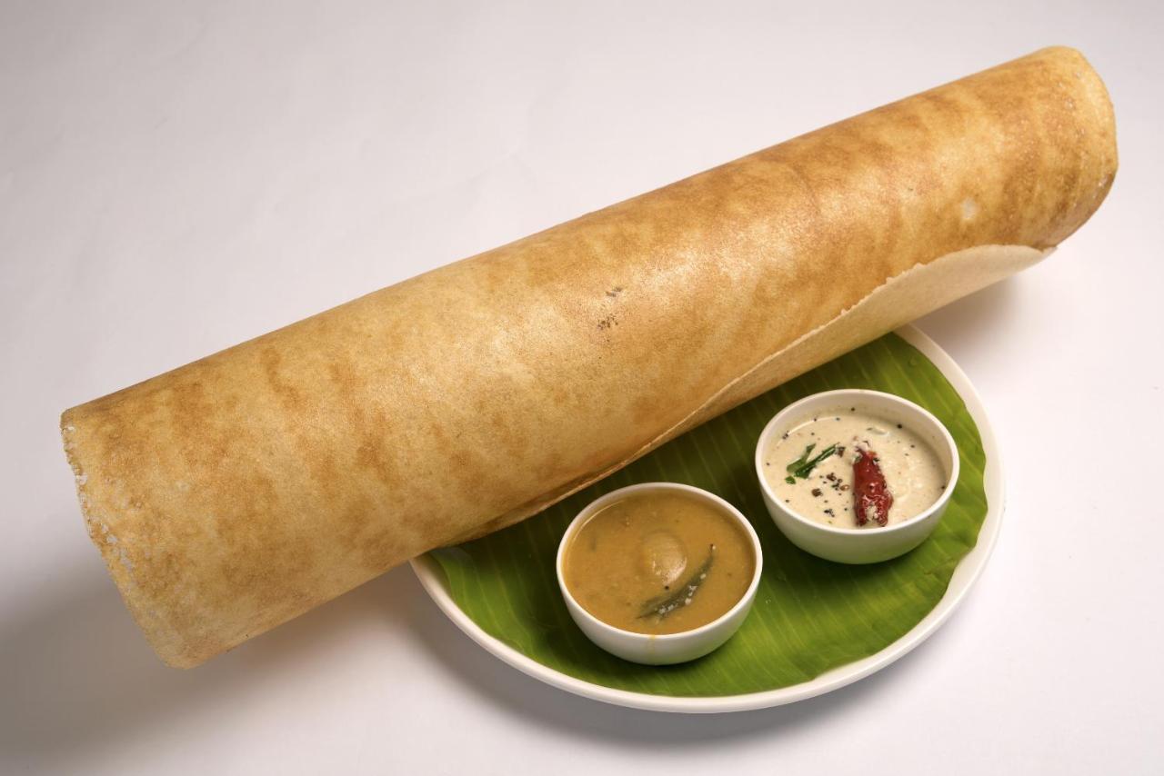 Hotel Collection O 22588 Gulnar Near Apollo Hospital