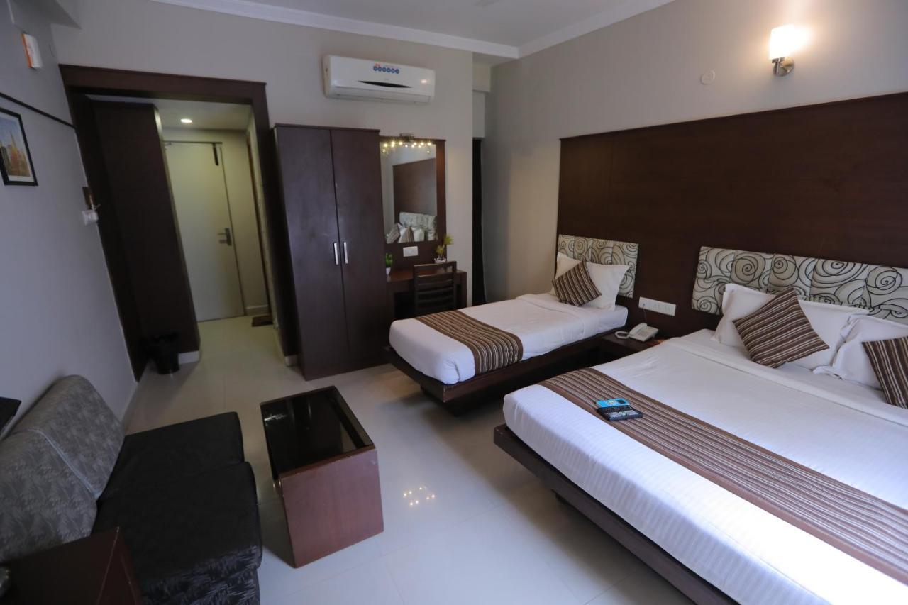 Hotel Greens Gate