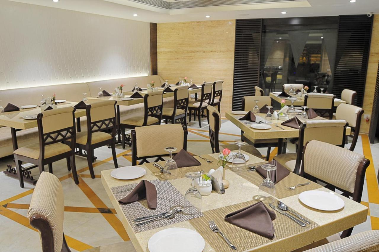 Raj Palace Hotel