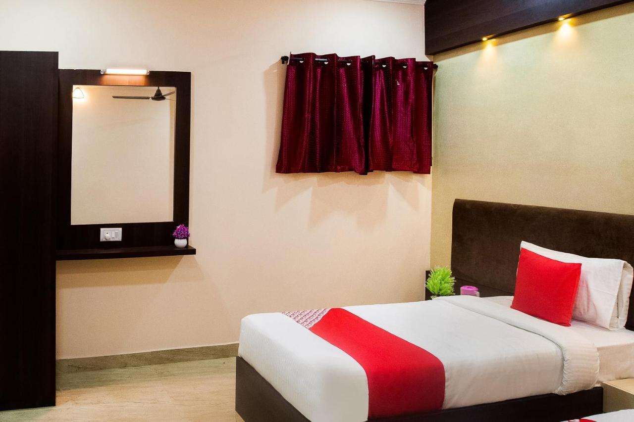Hotel Park Tower 3*