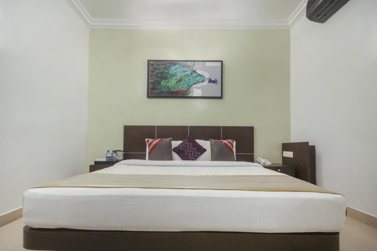 Palette - Bungalow8 & 3* Chennai