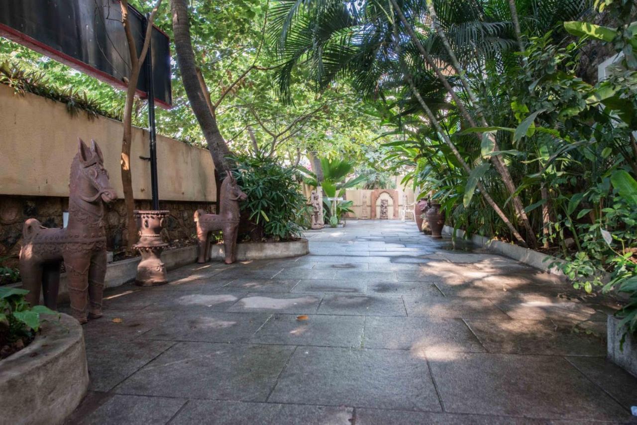 Guest house Hanu Reddy Residences Wallace Garden Chennai