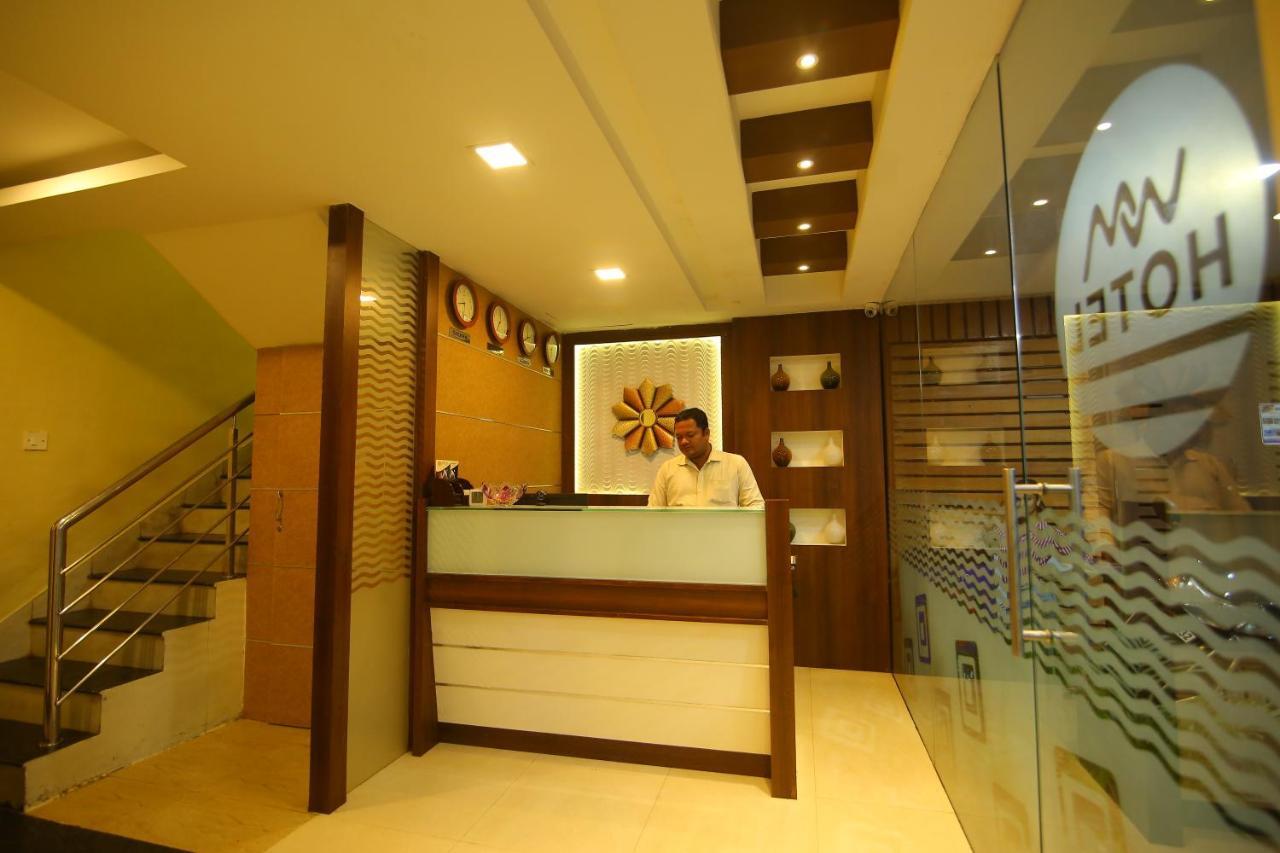 Hotel White Mount 2*