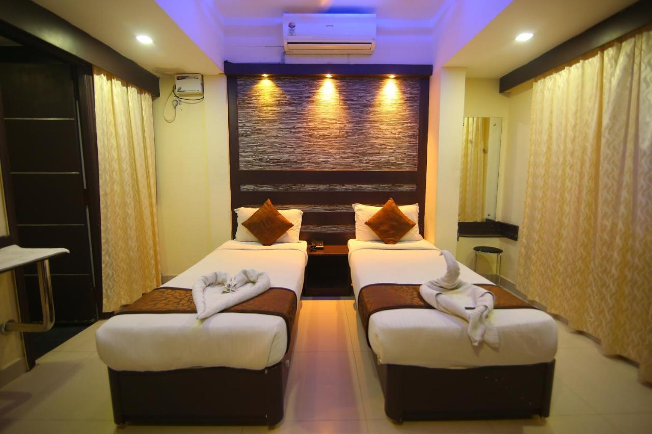 Hotel White Mount 2*