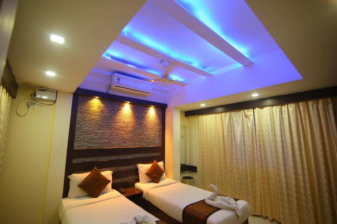 Hotel White Mount