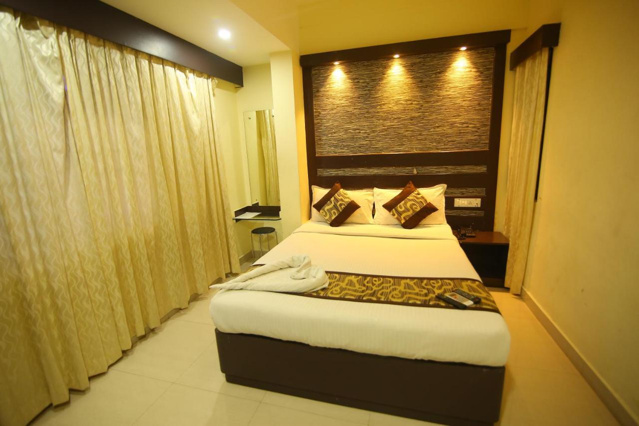 White Mount Hotel Chennai