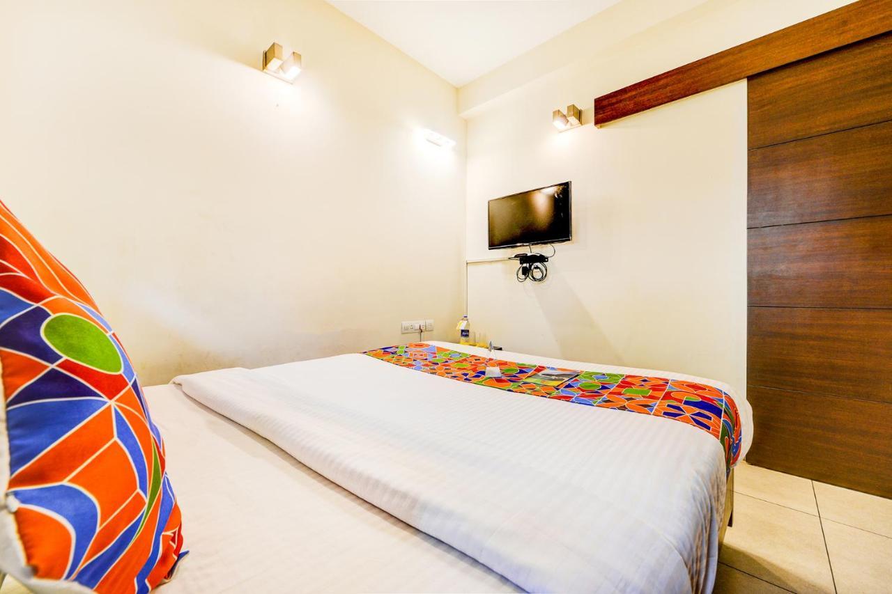 Hotel Fabhotel Corporate I
