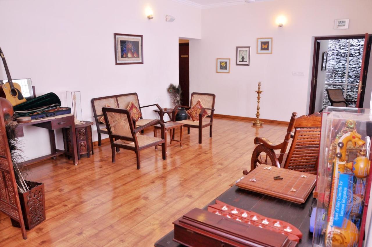 Hotel Niketana @ Boat Club Chennai