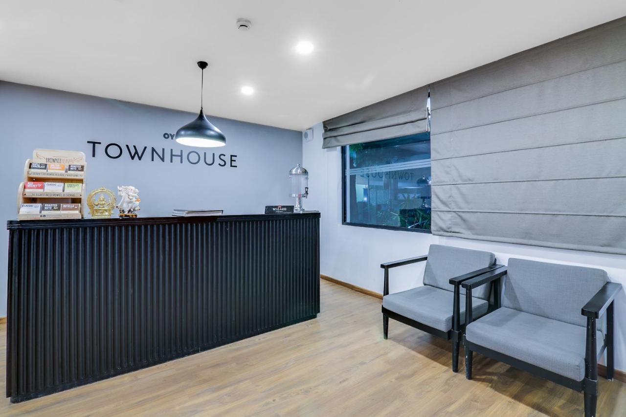 Oyo Townhouse 87 Spartan Nagar