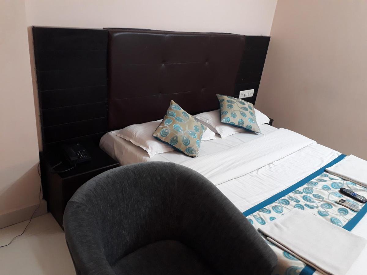 Hotel Seaqueen Residency *