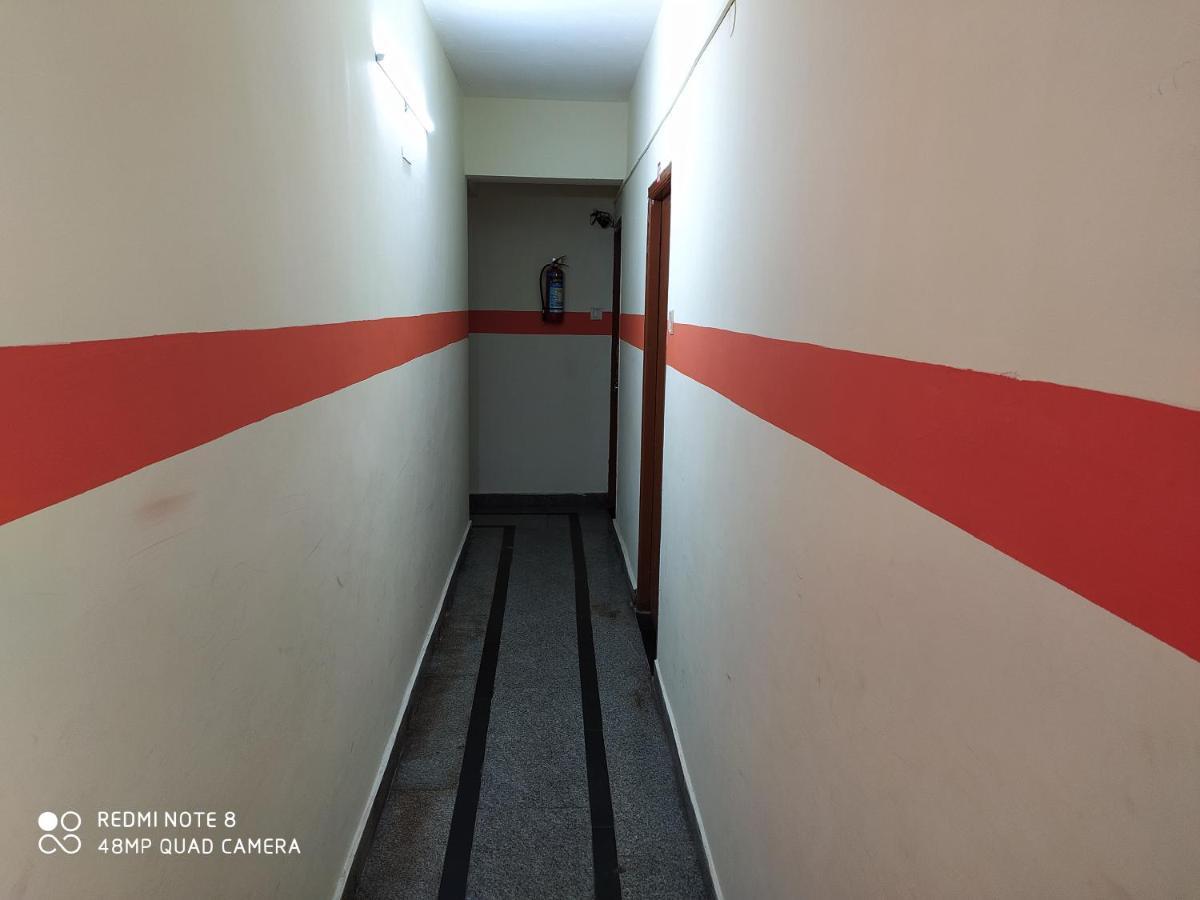 Central Mina Residency- Only For Indians Guest house Chennai