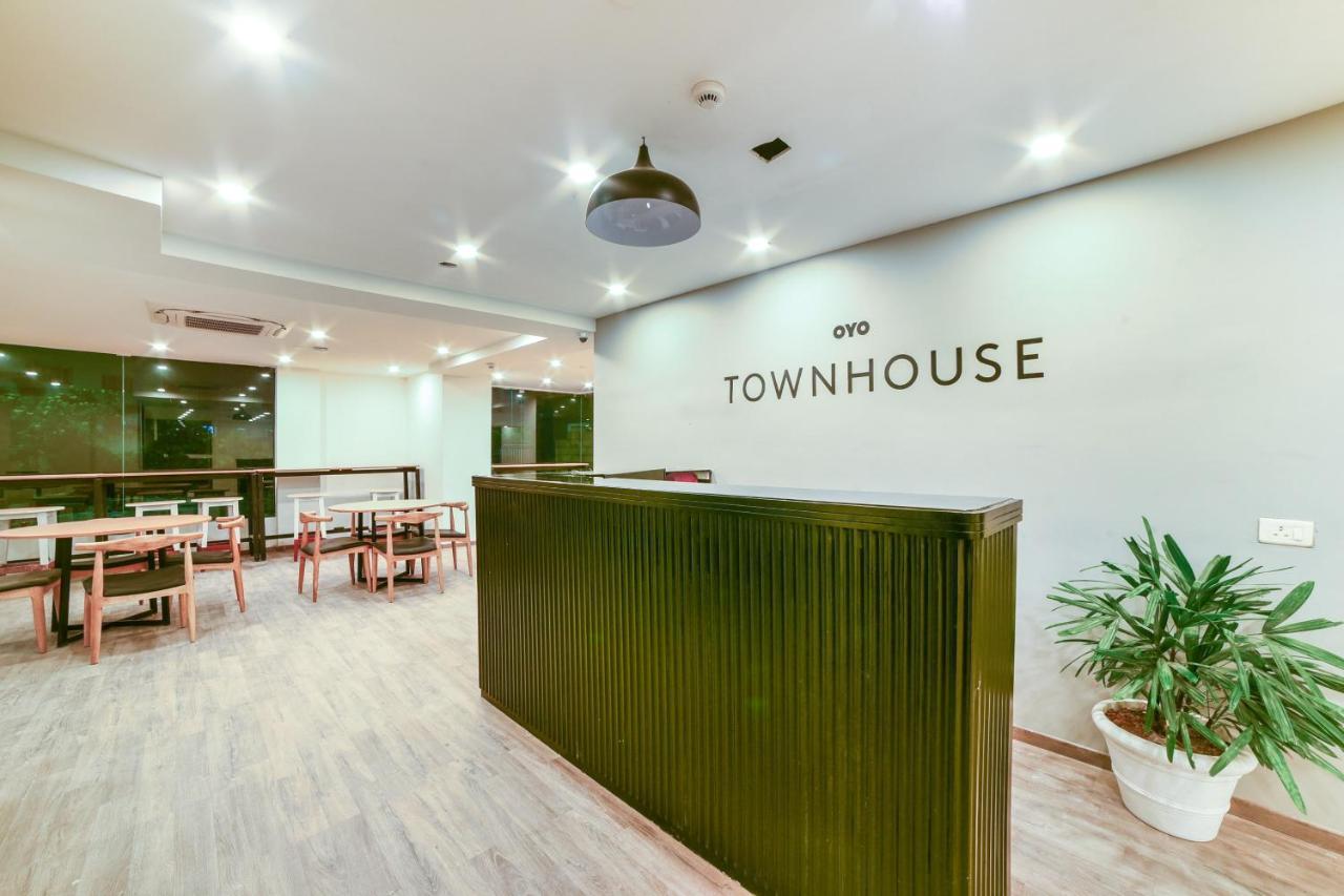 Oyo Townhouse 175 Pure Stays Near Airport Near International Airport Metro Station Chennai