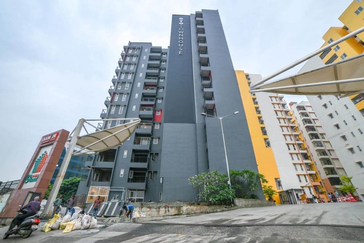 Hotel Oyo Townhouse 175 Pure Stays Near Airport Near International Airport Metro Station Chennai