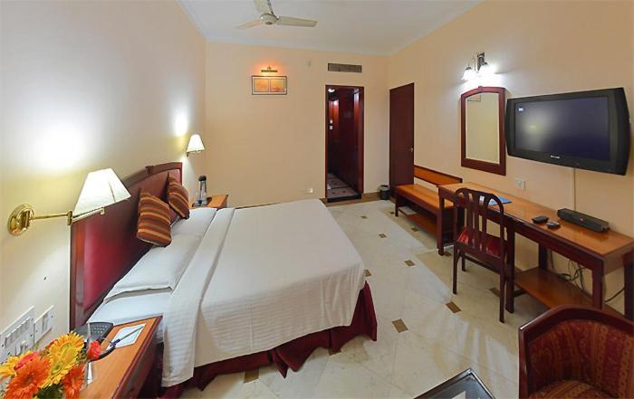 Aadithya By Tgi Hotel 3*