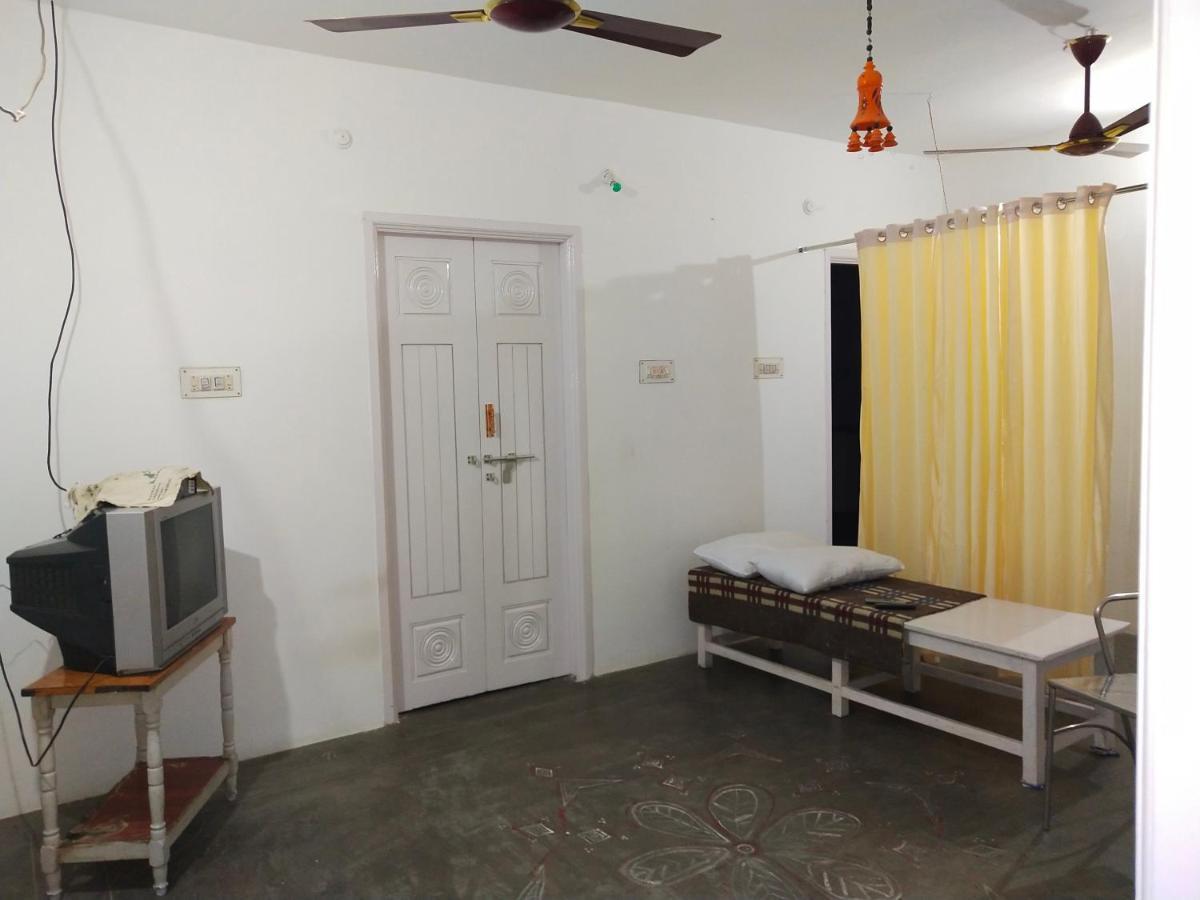 Mayurapriya *