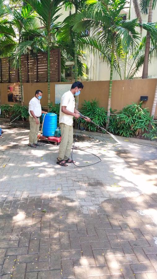 Hanu Reddy Residences Wallace Garden 3*