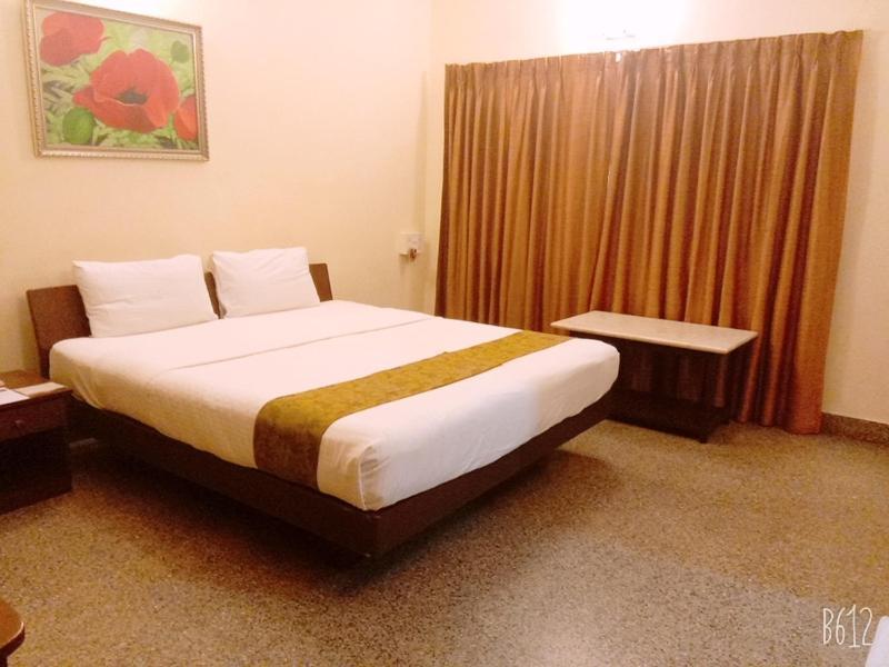 Hanu Reddy Residences Wallace Garden Guest house