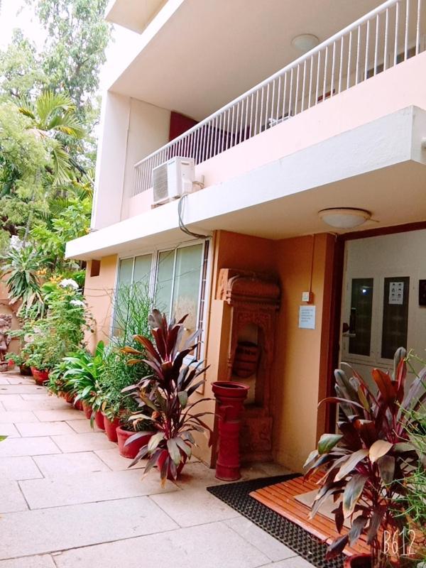 Hanu Reddy Residences Wallace Garden